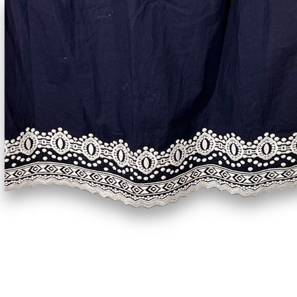 Talbots Navy Embroidered Cotton Tunic Top Medium Sleeveless - Picture 6 of 10